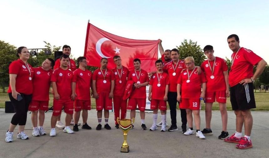 Osmaniye’nin Gururu Dünya İkinciliği Getirdi!