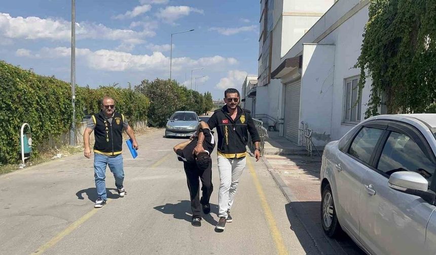 Adana Çukurova Kabasakal Mahallesi üçlü cinayet gerçekleşti