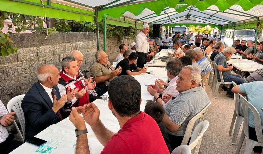 İl Müdürü Naci Yılmaz, Şehit Servet Ökkeş Çakır’ın Mevlit Programına Katıldı