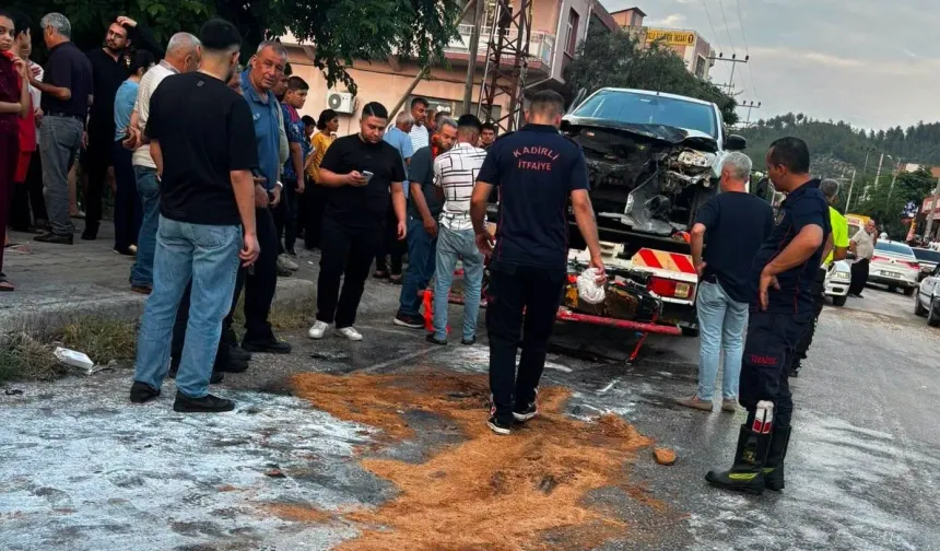 Kadirli'de Otomobil ile Motosiklet Çarpıştı: 1 Yaralı!