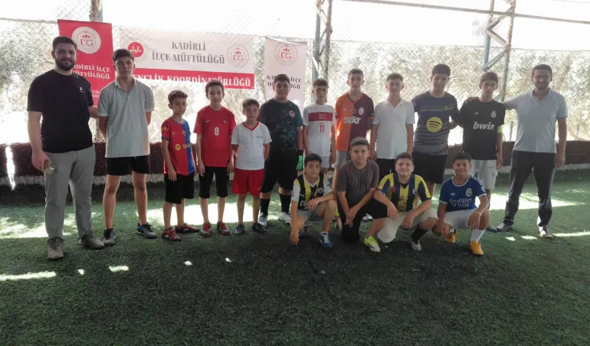 Kadirli'de Kur'an Kursu Öğrencileri Kupaya Koşuyor