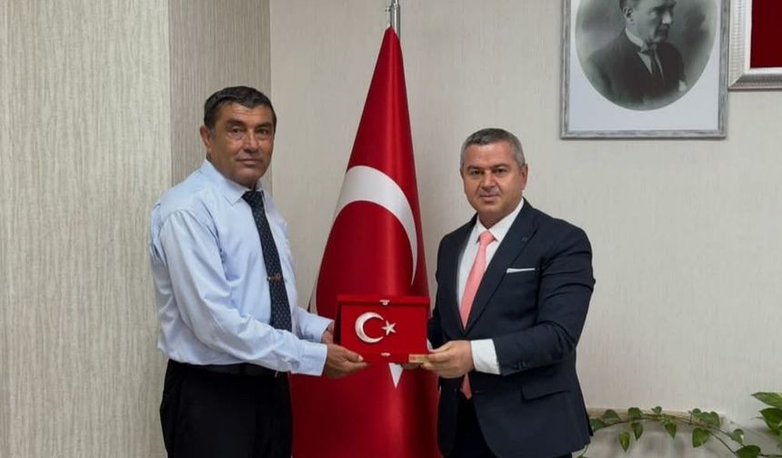 Osmaniye Şehit Aileleri Derneği Naci Yılmaz’ı Makamında Ziyaret Etti