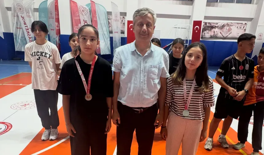Osmaniye'de Spor ve Millî Birlik Aynı Sahada Buluştu