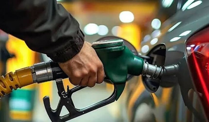 Benzine Peş Peşe Zam Geliyor! Akaryakıt Fiyatları Nasıl Hesaplanıyor?