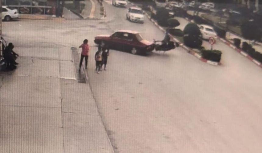 Kadirli’de Otomobil ile Motosiklet Çarpıştı
