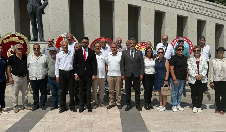 Kamu-İş'ten Osmaniye'de 30 Ağustos ve Bağımsızlık Açıklaması