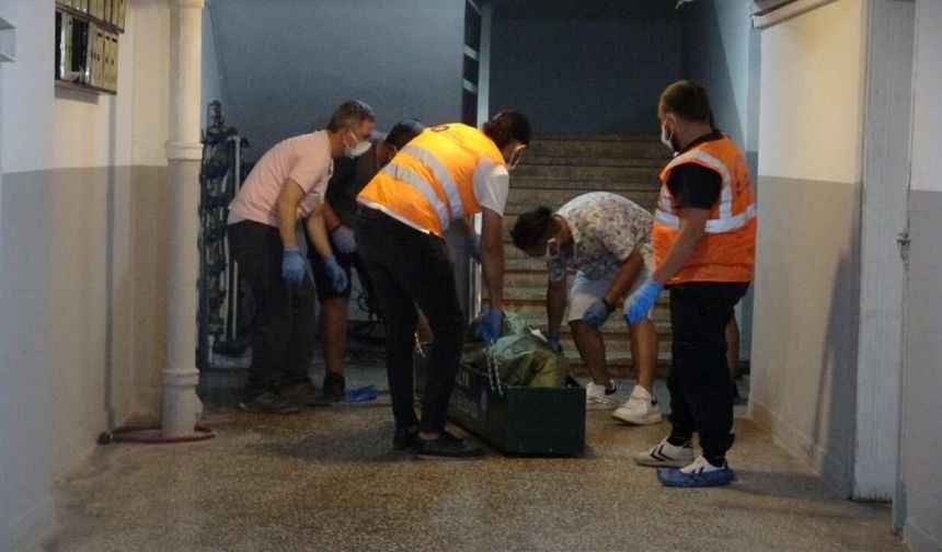 Kapıda Biriken Gazeteler Acı Sonu Haber Verdi