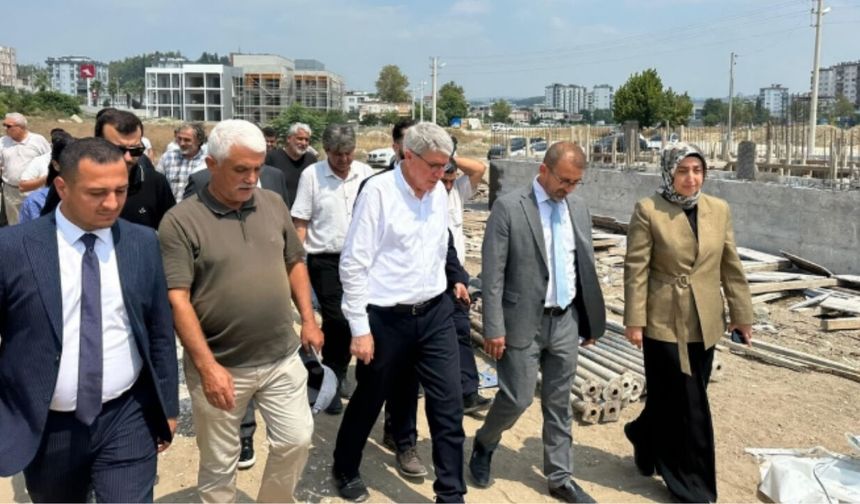 Milletvekili Seydi Gülsoy Kadirli Vergi Dairesi İnşaatını İnceledi