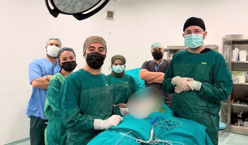 Osmaniye'de Bir İlk! Minik Hastaya BAHA Operasyonu