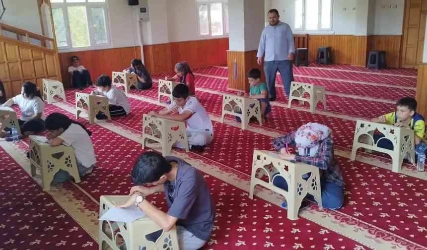 Sumbas’ta Yaz Kur’an Kursları Öğrencileri Bilgi Yarışmasında Buluştu