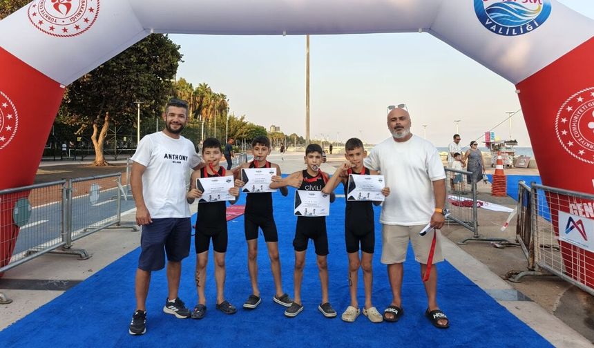 Mersin’deki Aquatlon Finaline Osmaniyeli Sporcular Damga Vurdu