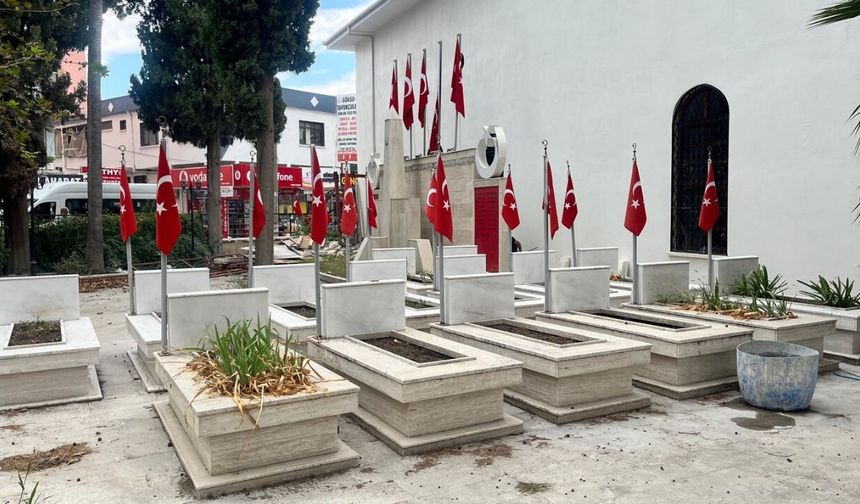 Osmaniye'deki O Şehitliğin Hikayesini Biliyor Musunuz? Avludaki 104 Yıllık Sır