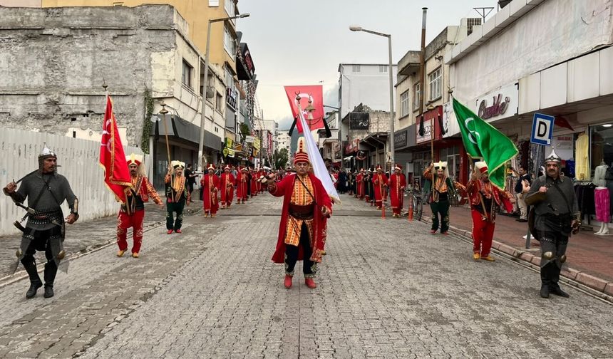 Osmaniye'de Gazilere Minnet Yürüyüşü