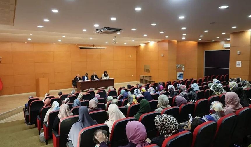 Osmaniye’de Kur’an Kursu Öğreticileriyle Yeni Eğitim Yılı Toplantısı