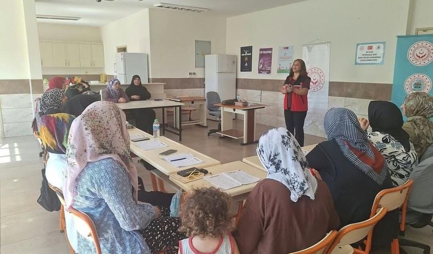 Toprakkale’de Kur’an Kursu Kursiyerlerine Sosyal Hizmetler Anlatıldı