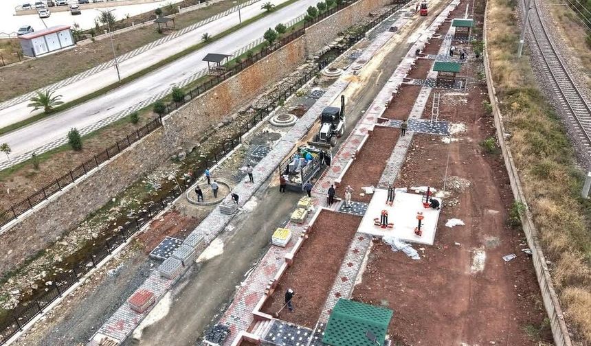 Bahçe’de Yeni Sosyal Alan İçin Çalışmalar Sürüyor