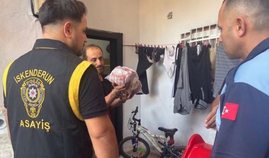 Çöp Döküm Sahasındaki Bozuk Etleri Vatandaşa Satacaklardı