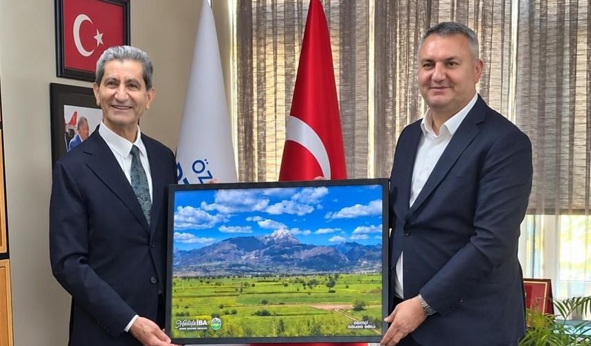 Düziçi Belediye Başkanı Mustafa İba’dan Halis Bayrak’a Anlamlı Ziyaret