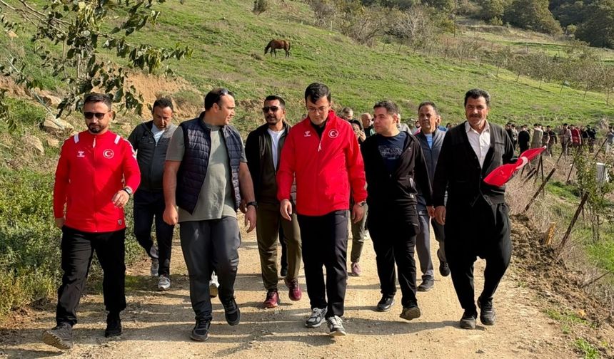 Karafenk Yaylası'nda Cumhuriyet Yürüyüşü