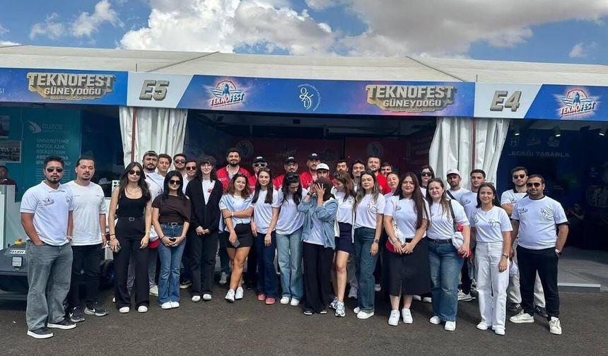 OKÜ Öğrencileri TEKNOFEST Güneydoğu’da Üniversite Standını Ziyaret Etti