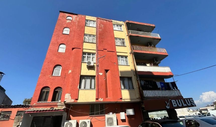 Osmaniye’de 6 Şubat’ın İzi Silinmiyor, Esnaf Acil İnceleme İstiyor