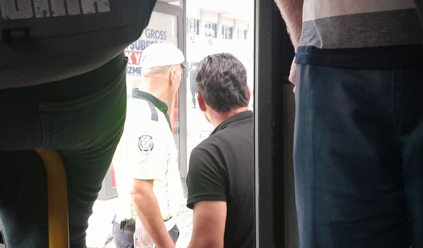 Osmaniye’de Poşetler Fazla Diye Otobüse Alınmadı, Kavga Çıktı!