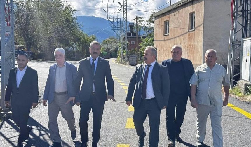 Yarbaşı Belediyesi'nde Karaçarlı Mahallesi'nin Yolları Sıcak Asfaltla Yenilendi