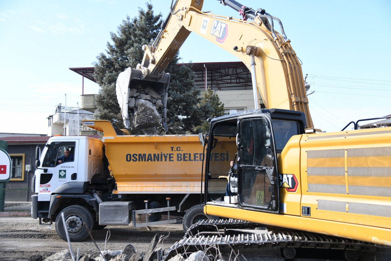 Başkan Çenet, Osmaniye Için Çalışmaya Devam Edeceğiz (4)