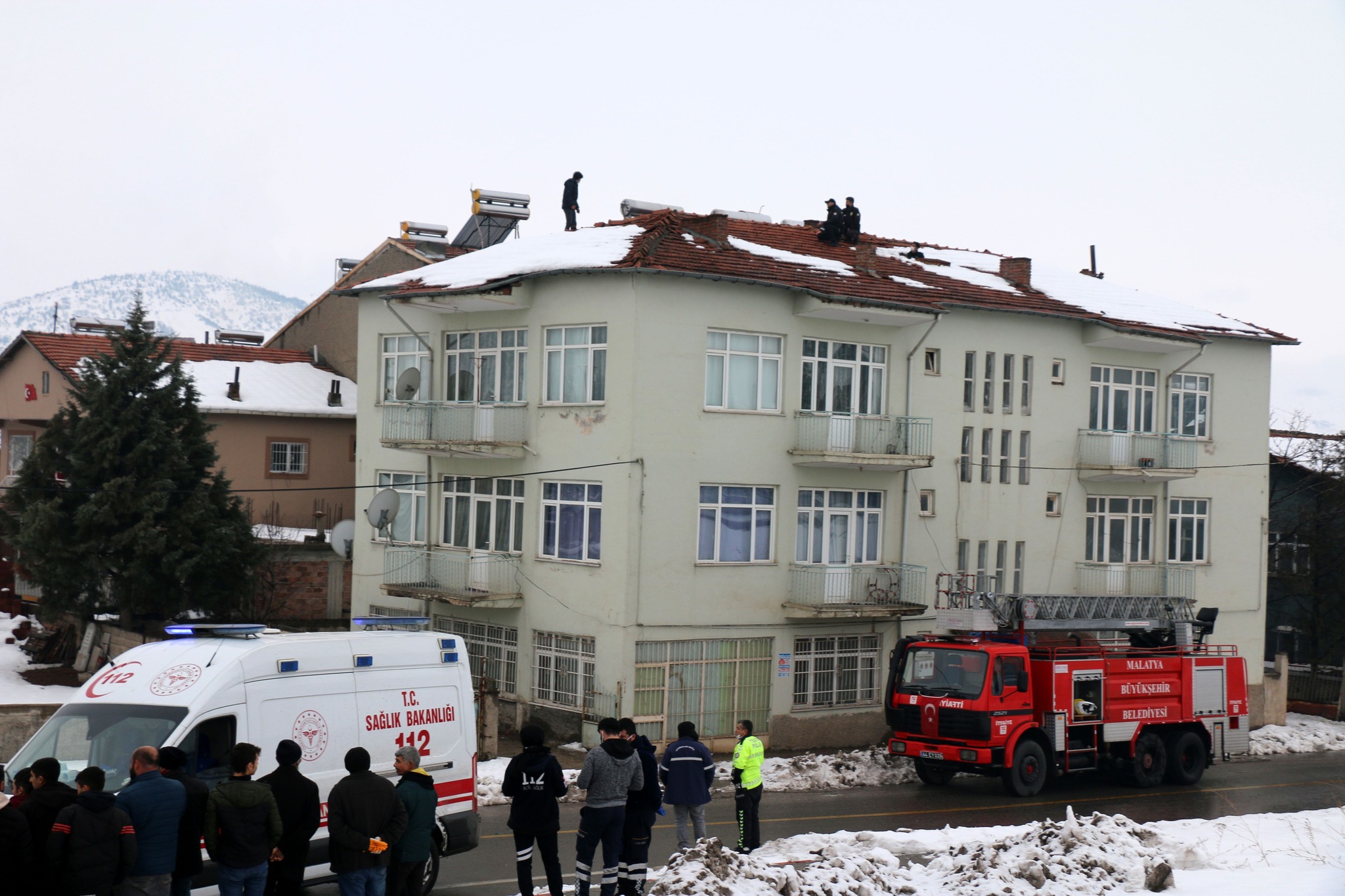 İki Yüz Otuz Birinci Kez İntihar Girişiminde Bulundu (2)-1