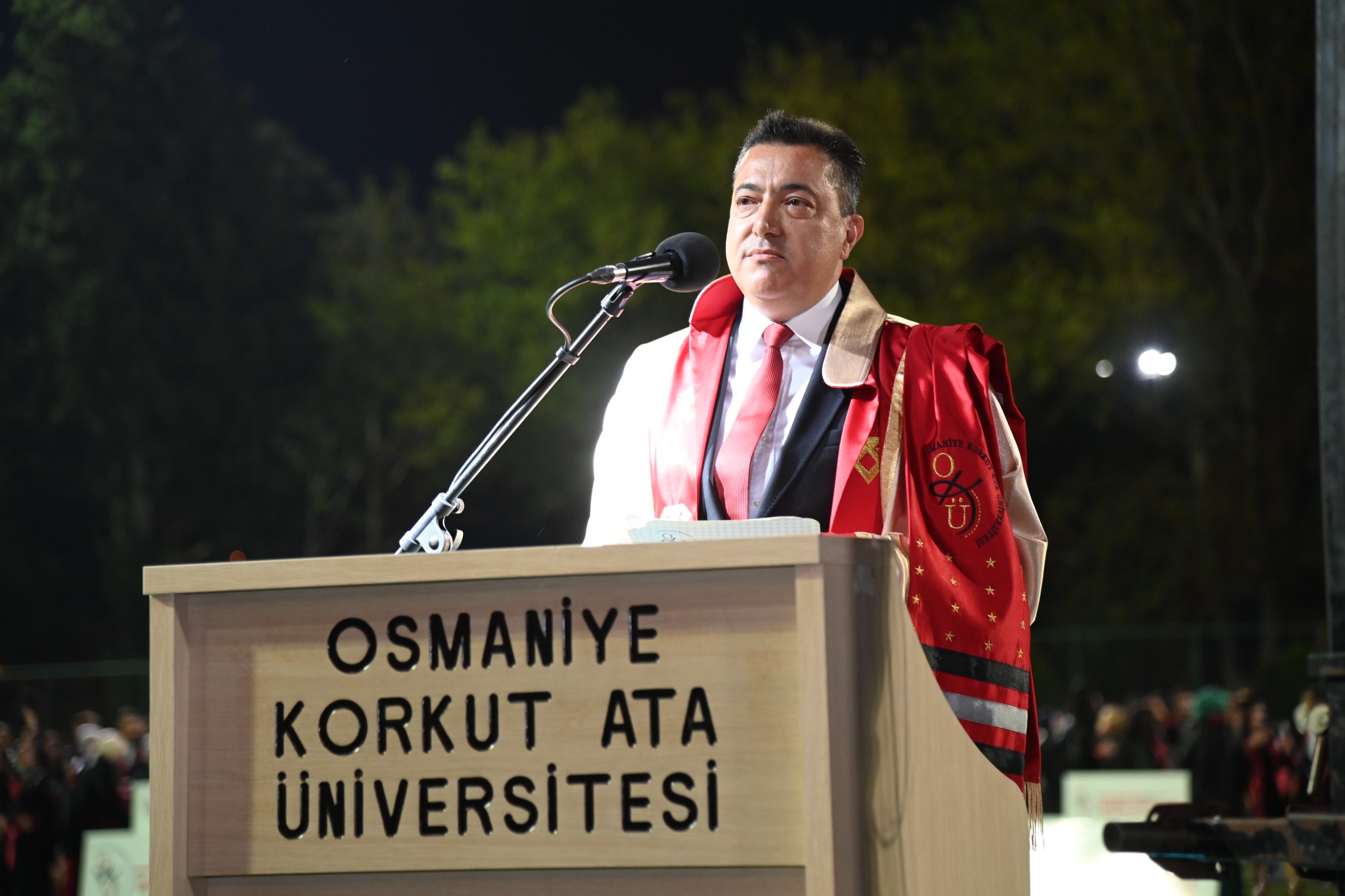 Rektör Turgay Uzun