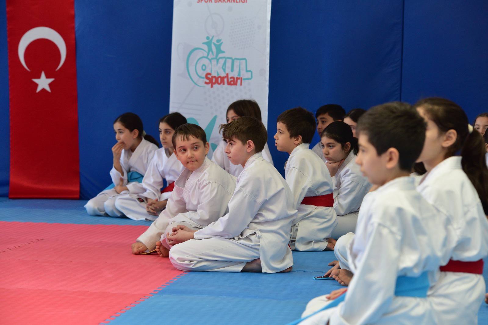 Osmaniye’de Okul Sporları Karate İl Seçmeleri Sonuçlandı (1)