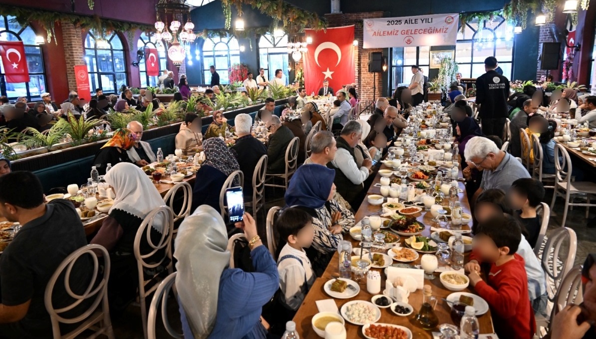 Vali Erdinç Yılmaz Koruyucu Aileler Ve Çocukları İle İftar Buluştu (1)