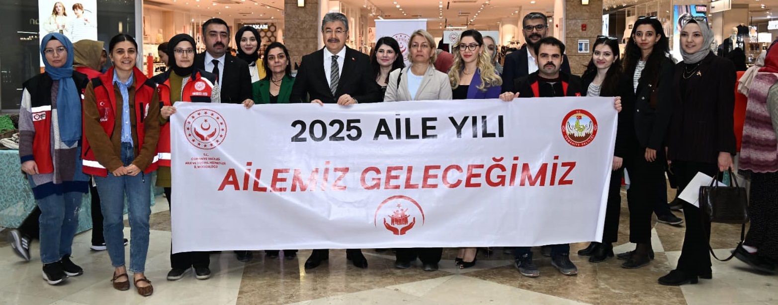 Vali Yılmaz Kadınlar, Güçlü Bir Milletin Güçlü Varlıklardır (2)-1