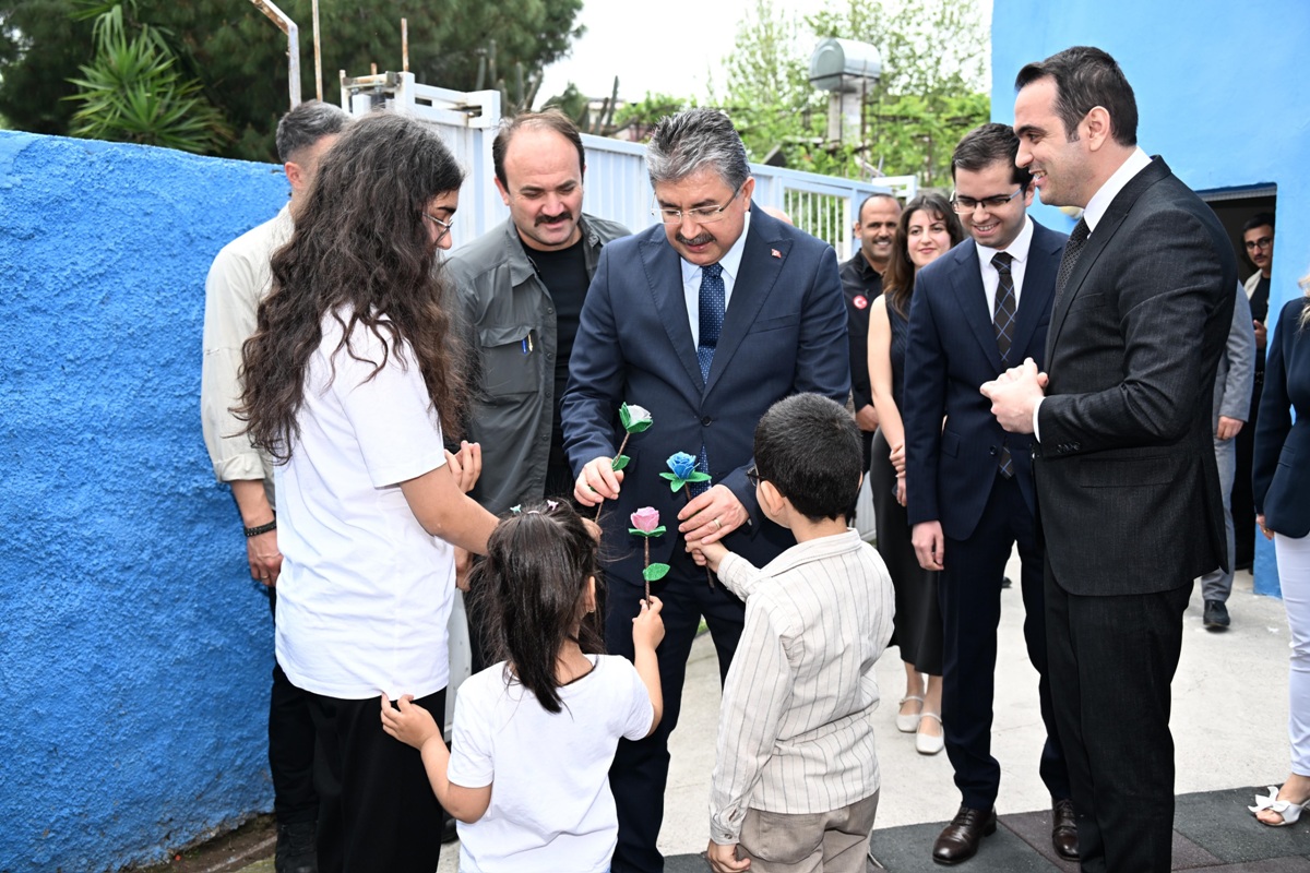 Vali Adem (4)