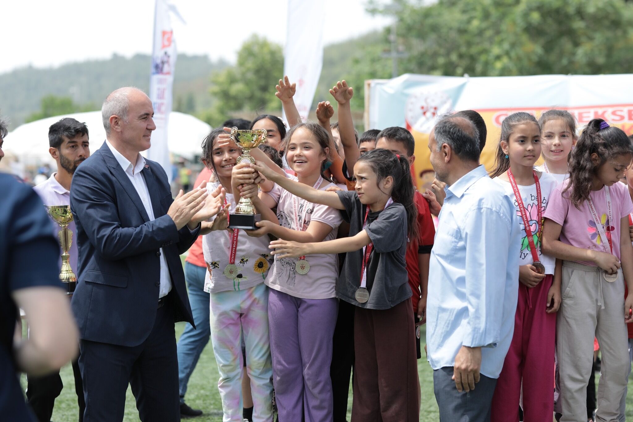 Bahçe’de Geleneksel Çocuk Oyunları Şenliği Coşkulu Geçti (3)