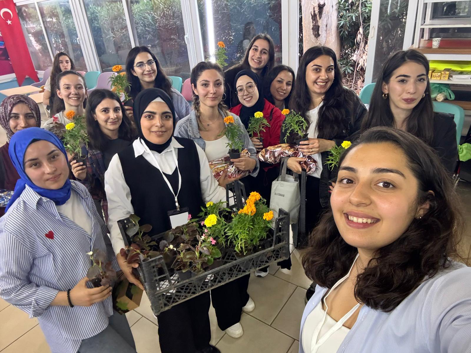 Okü Ybs Kulübü Kadınlar İçin Dijital Proje Başlattı (1)