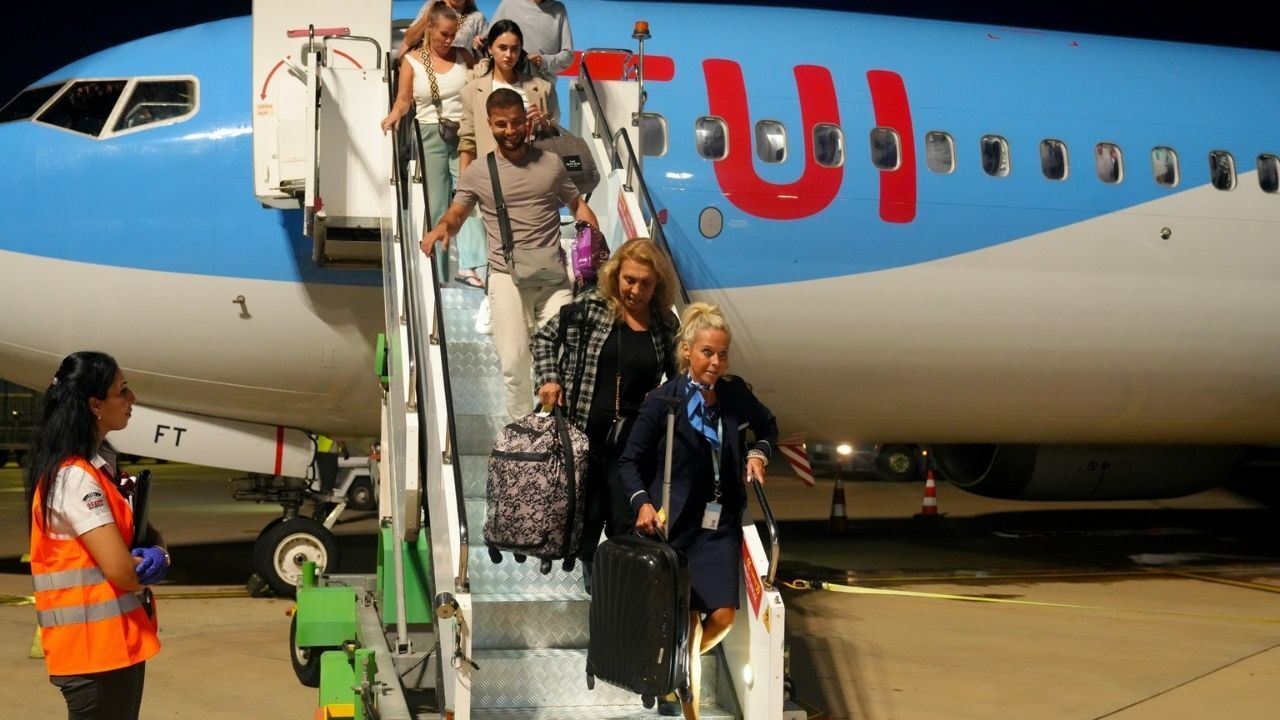 Amsterdam Alanya Uçuşu (1)