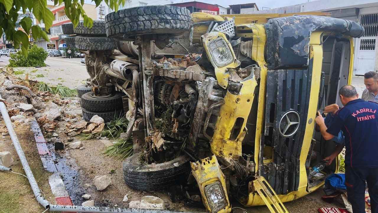 Kadirlide Kamyon Devrildi3