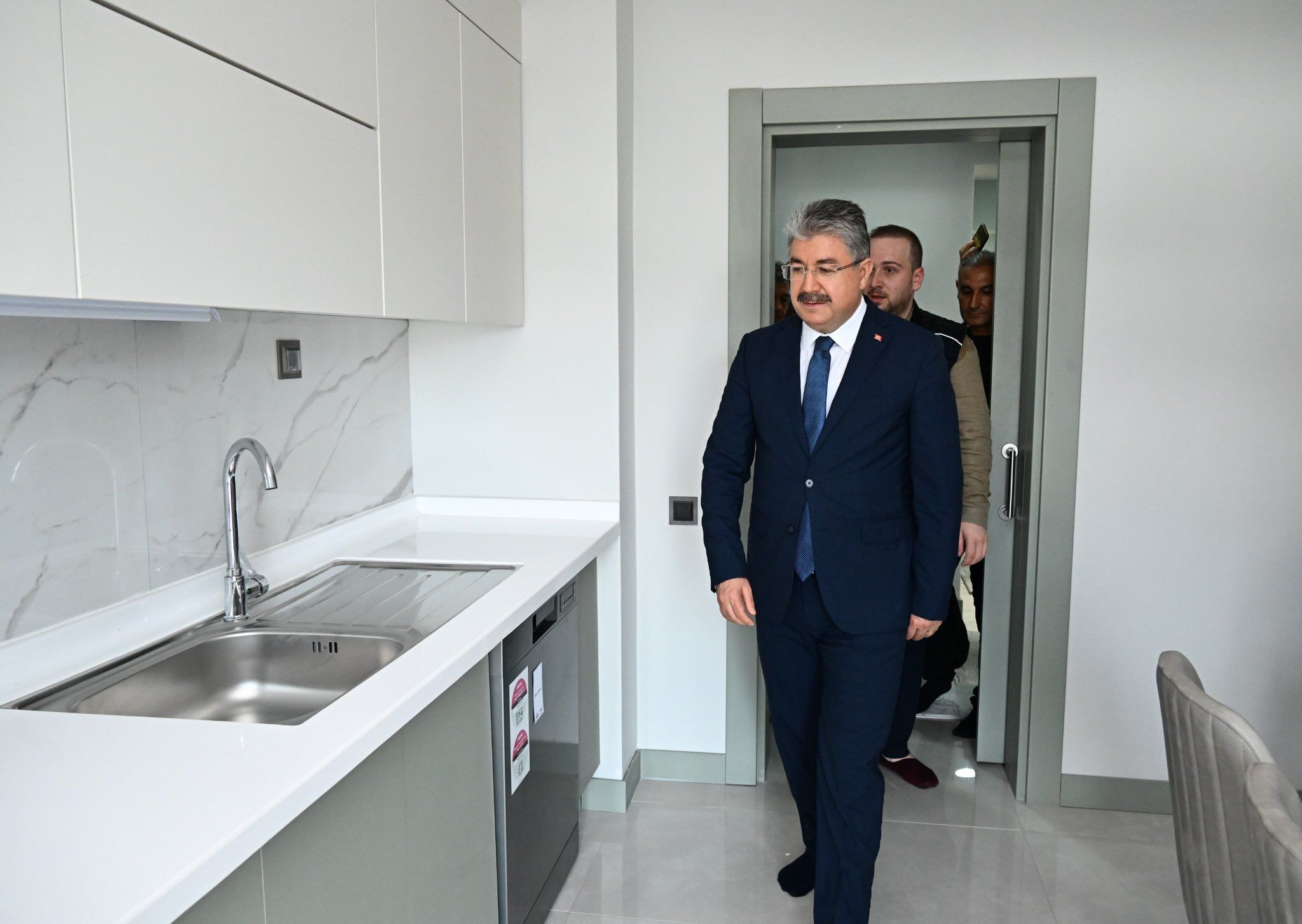 Osmani̇ye Deprem Dükkanlari