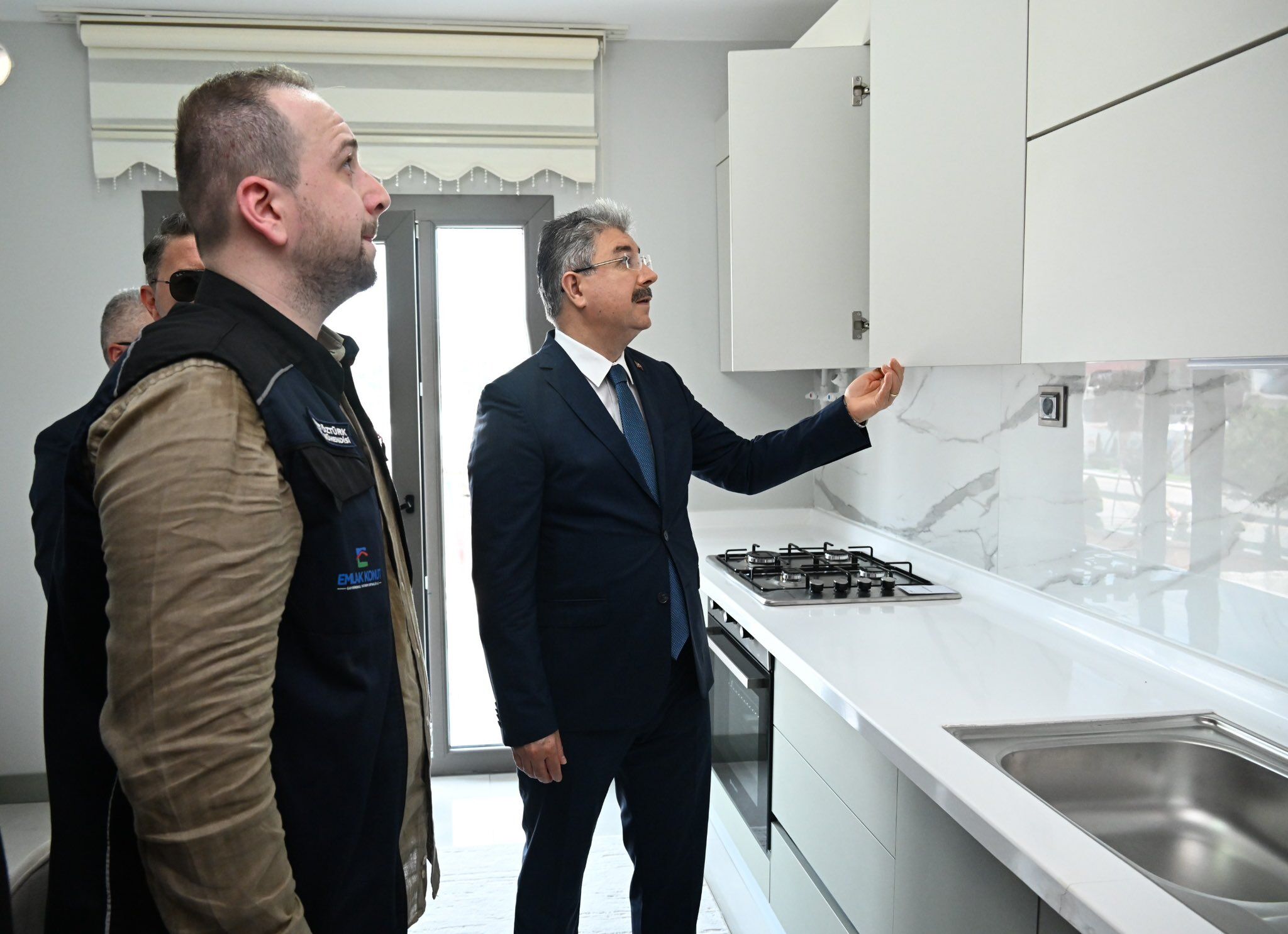 Osmani̇ye Deprem Konutlari Ve Dükkanlari