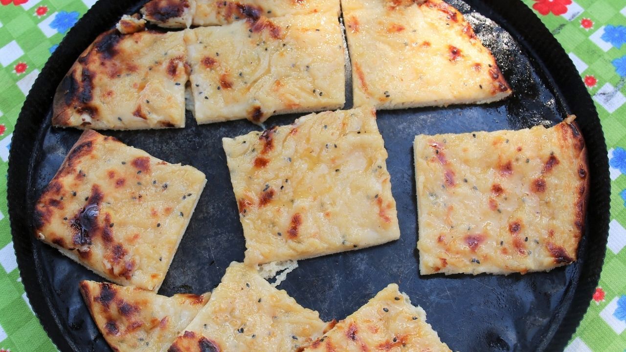 Pekmezli̇ Kömbe