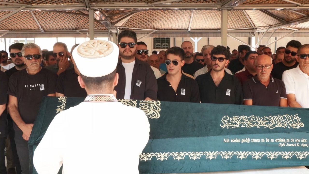 Atakan Özkayanın Babasının Cenazesi