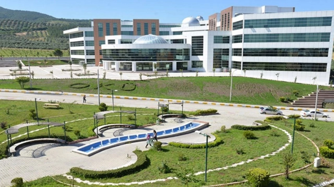 Korkut Ata Üniversitesi4