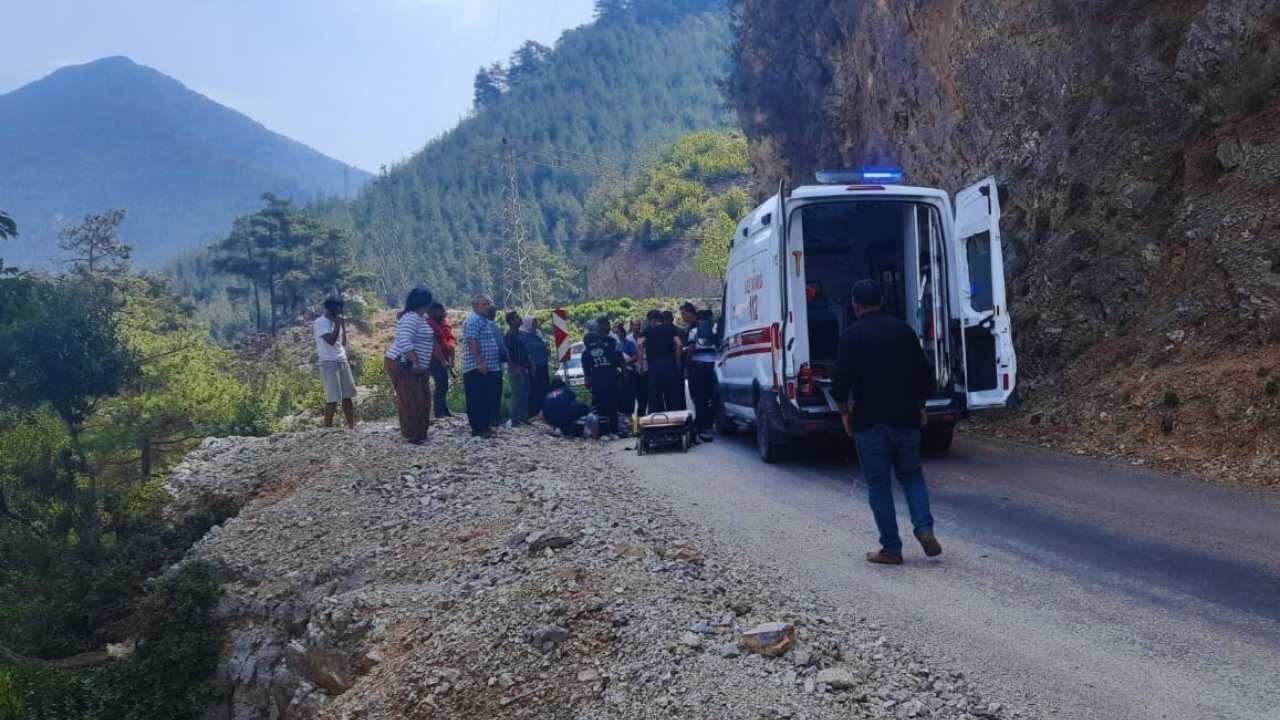 Osmaniye De Araç Yan Yattı.jpg 3