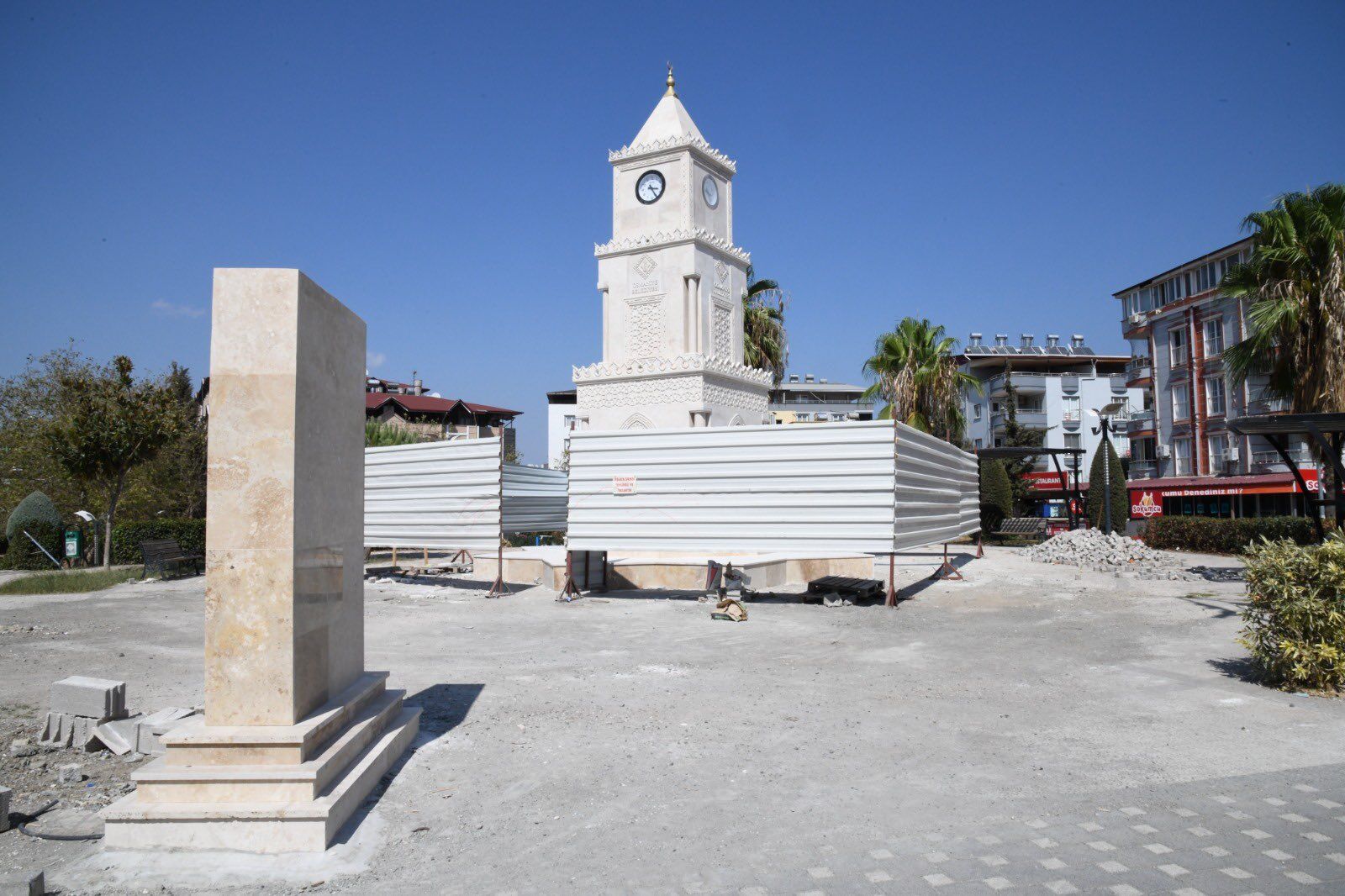 Osmaniye'de Yeni Dönem Fakıuşağı Meydanı Saat Kulesiyle Cazibe Merkezi Oluyor 3