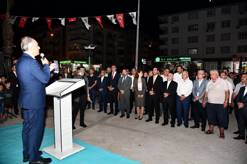 Saat Kulesi Osmaniye Fakıuşağı