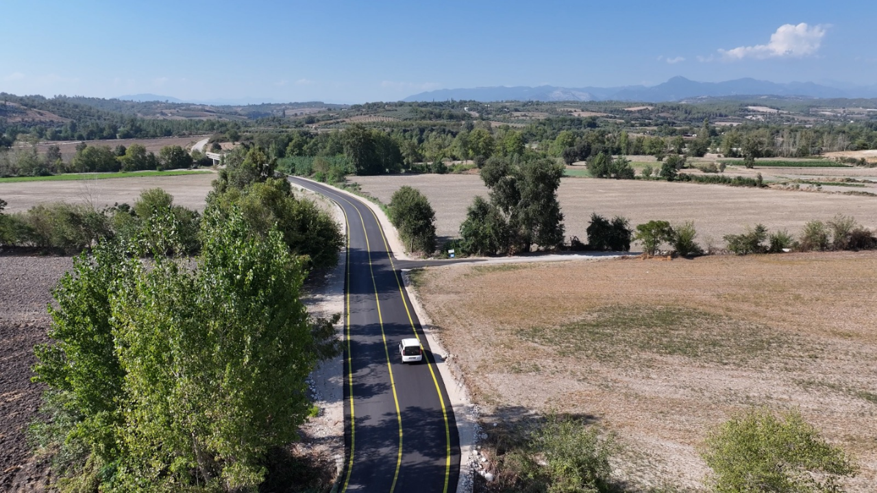5Km Sıcak Asfalt Yolu