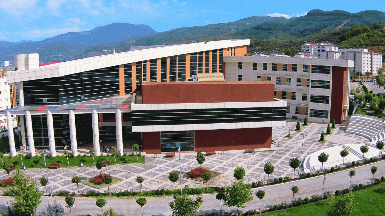 Korkut Ata Üniversitesi-2