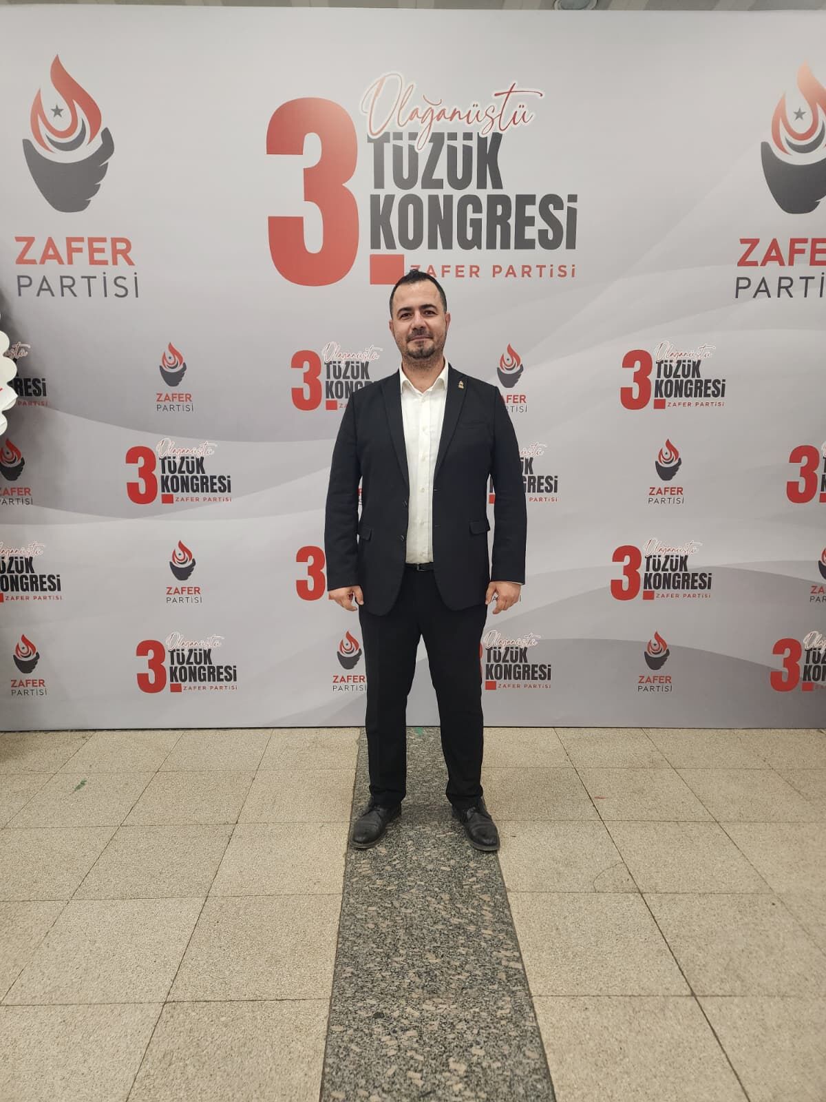 Osmaniye Zafer Partisi Gi̇k Üyesi A. Atakan Ertuğ, Olağanüstü Kongreye Katıldı 1-1