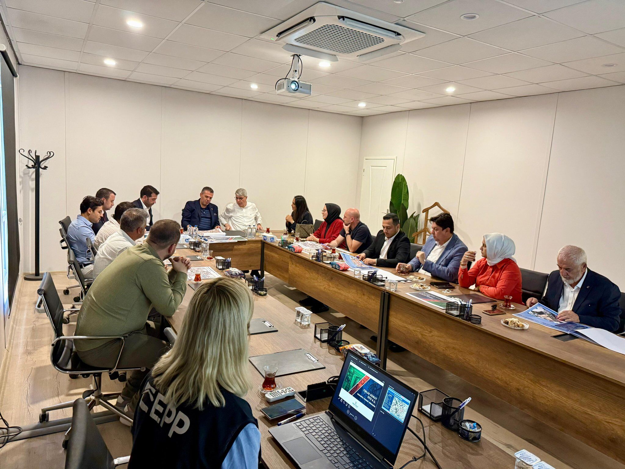 Osmaniye’de Konut Atağı, Ak Parti Ve Emlak Konut Geleceği Planlıyor 2